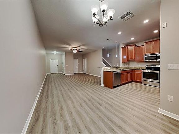 4th image of 12012 Greengate Dr