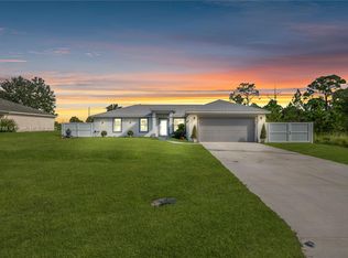 1023 Arbordale St, Lehigh Acres, FL 33974