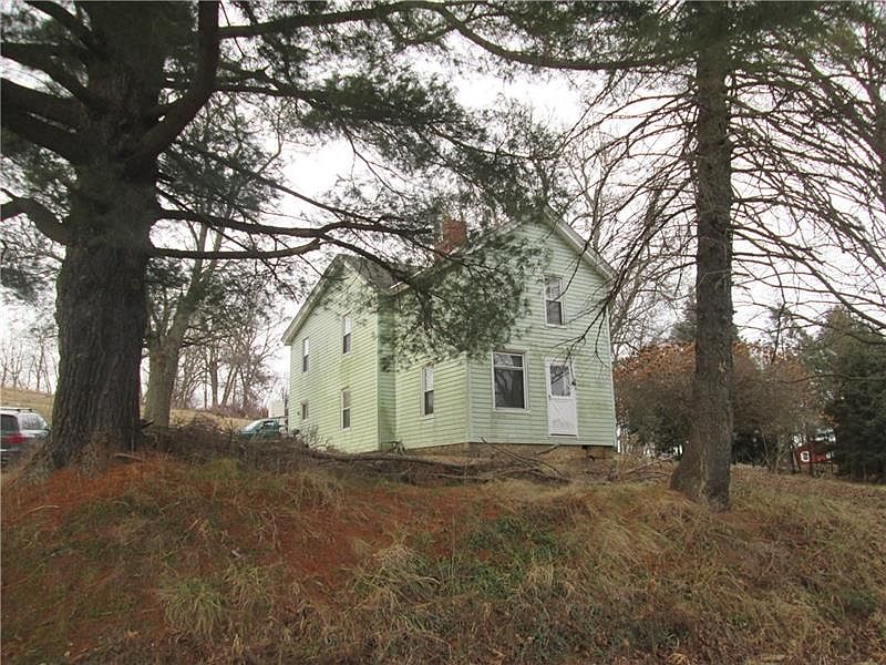 2nd image of 1141 Worthington Slate Lick Rd