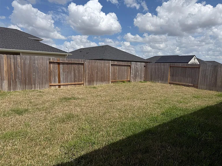 31310 Derbyhaven Dr — Photo 25