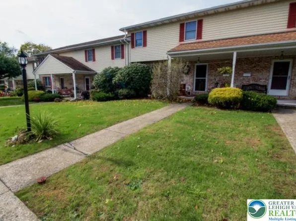 228 Utica Ave, Wind Gap, PA 18091