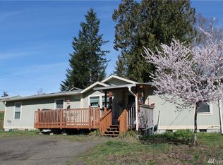 1390 E Trails End Dr, Belfair, WA 98528