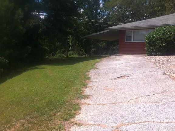 3rd image of 500 Lakeland Dr