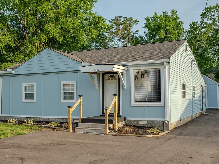 538 Norton Ave — Photo 3
