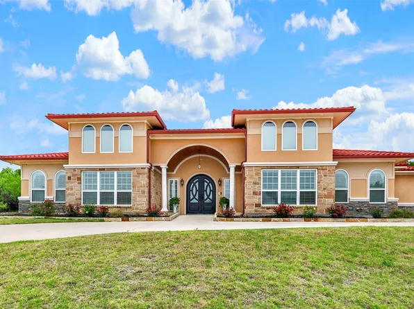 2613 Ranch Ct, Cedar Hill, TX 75104