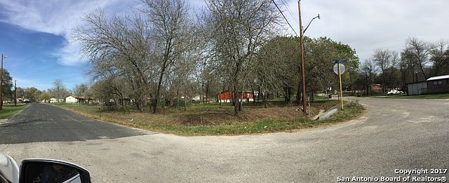 1st image of 3903 Waterbrook Dr