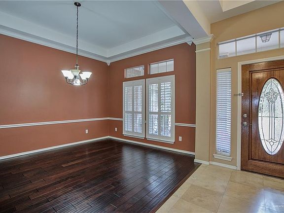 3rd image of 2800 Santa Olivia St