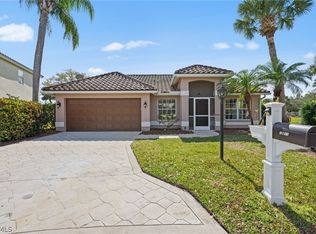 12211 Eagle Pointe Cir, Fort Myers, FL 33913