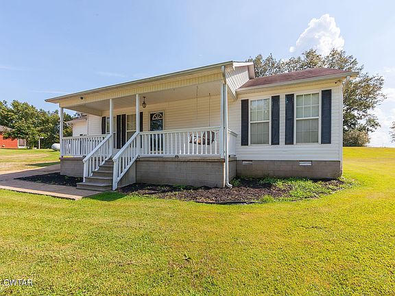 3rd image of 512 Ginger Ln