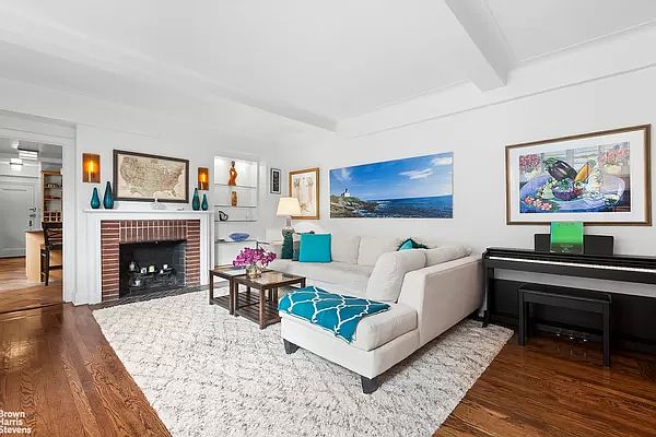 1st image of 315 E 68th St #4G
