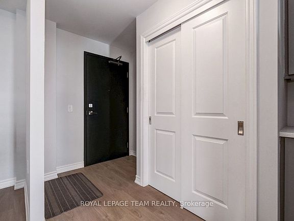 3rd image of 1350 Hemlock Rd #210