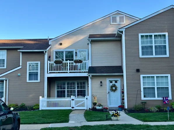 401 Ferris Ln, Doylestown, PA 18901