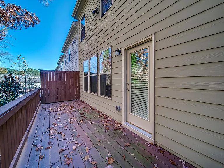 1363 Harris Way NE — Photo 34
