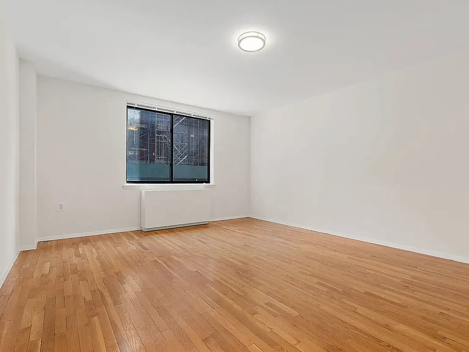 434 West 19th Street — Photo 3