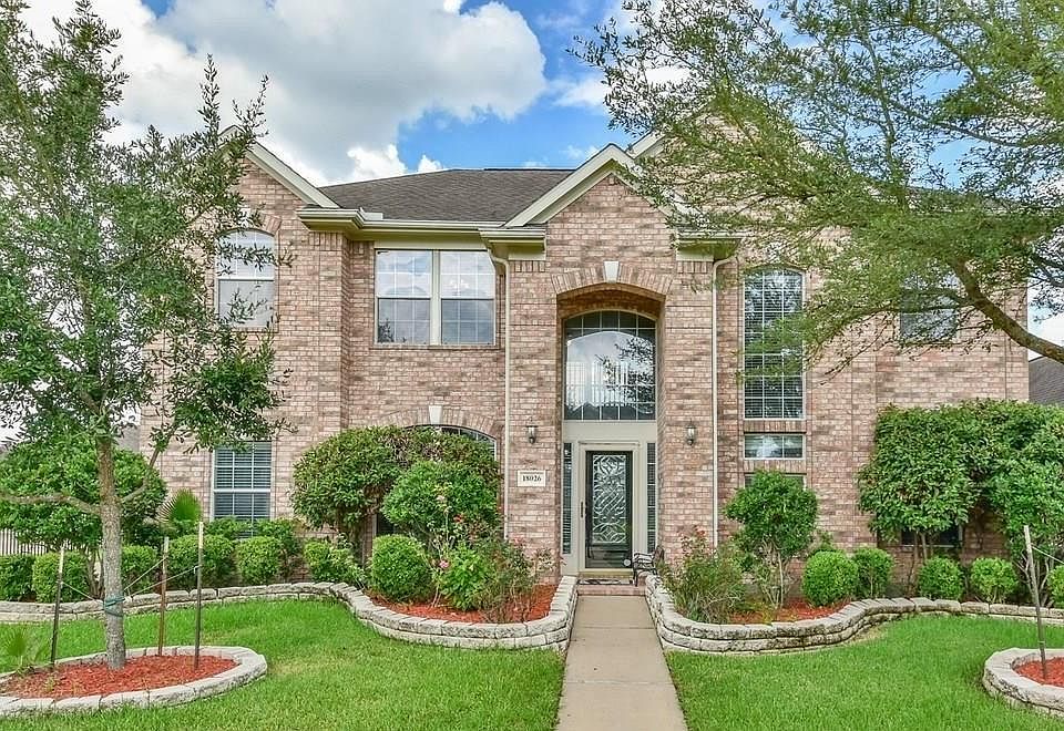 1st image of 18026 Oak Park Bend Ln