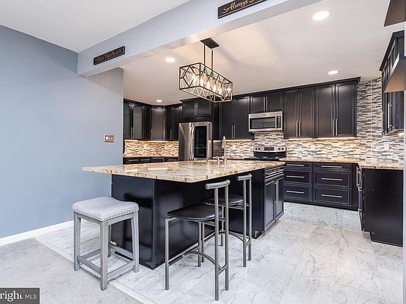 3rd image of 316 Delight Meadows Rd