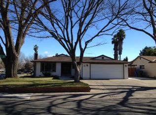 16 Waterglen Cir, Sacramento, CA