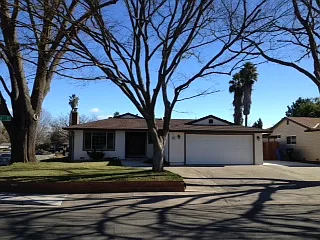 16 Waterglen Cir photo 1