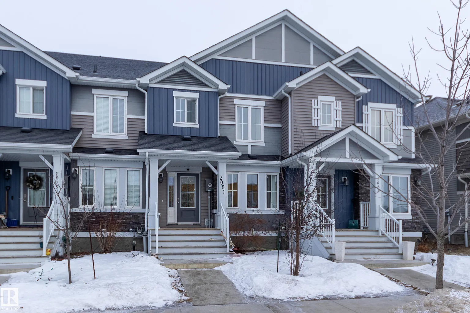 2081 Desrochers Dr SW photo 1