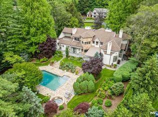 80 Adams Dr, Cresskill, NJ