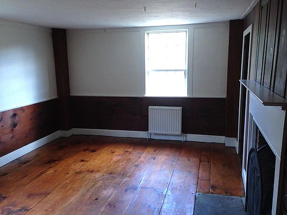 Bedroom #1