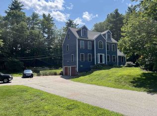 79 Sargent Road, Sandown, NH 03873