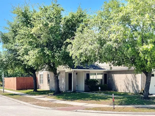 3310 Legends Wild Dr, Spring, TX 77386