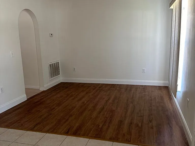 2475 Compass Pointe Dr — Photo 6