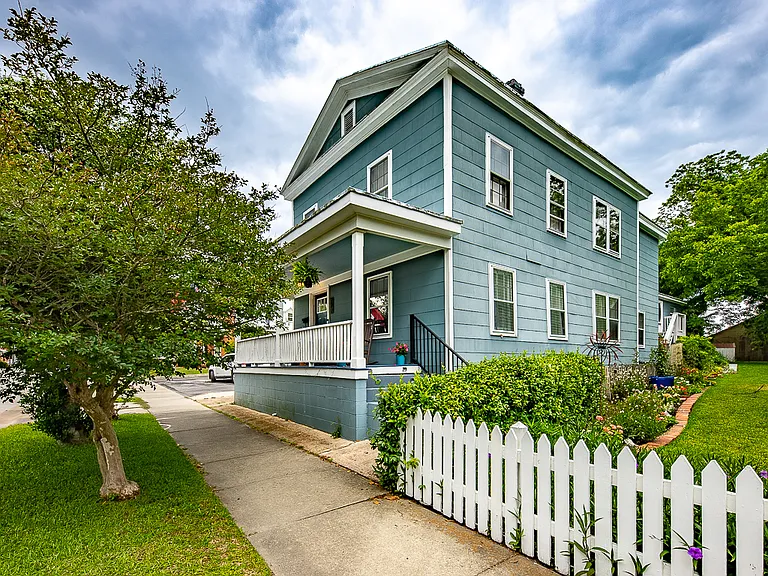 222 Metcalf St — Photo 16