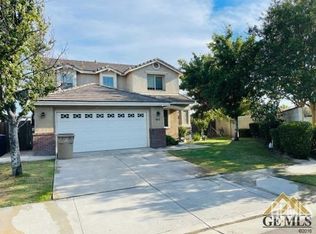 6423 Pennsylvania Way, Bakersfield, CA 93313