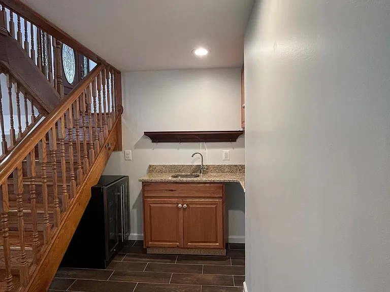 3440 Skyview Ter — Photo 41