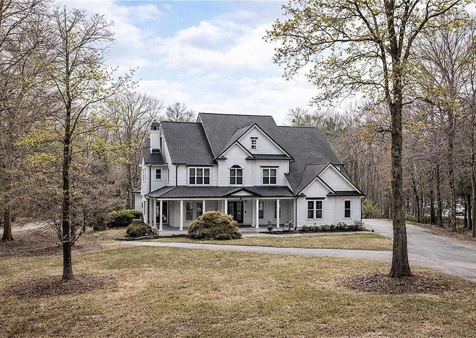 1st image of 2719 Tribble Mill Rd