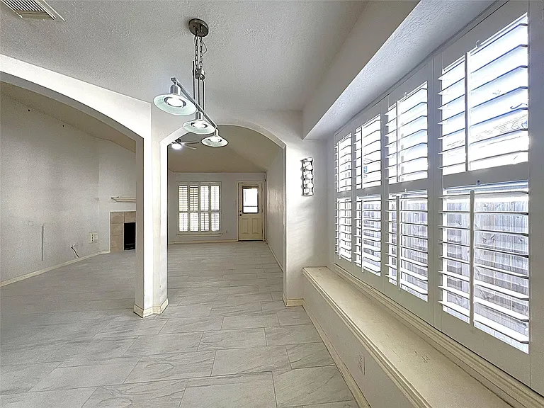 6839 Catarina Cir — Photo 14