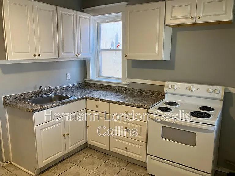 3753-3755 Dunnica Ave #3755-A-2F — Photo 8