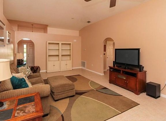 2nd image of 31447 Loch Aline Dr