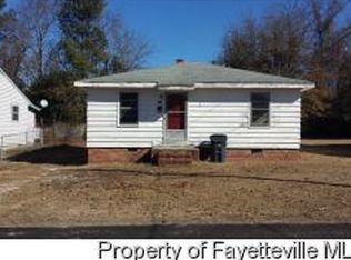 111 S 5th St, Spring Lake, NC 28390