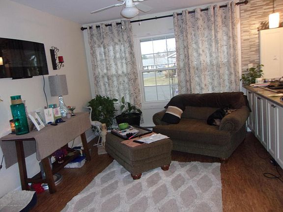 5th image of 329B Dorchester Dr #100B