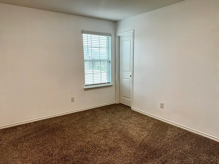 4325 Pyramid Dr — Photo 12
