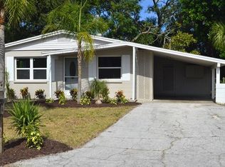 10485 Cirimoya Ln, Seminole, FL 33772