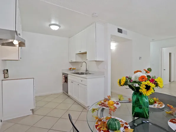 4332 Pacific Ave APT 51, Stockton, CA 95207