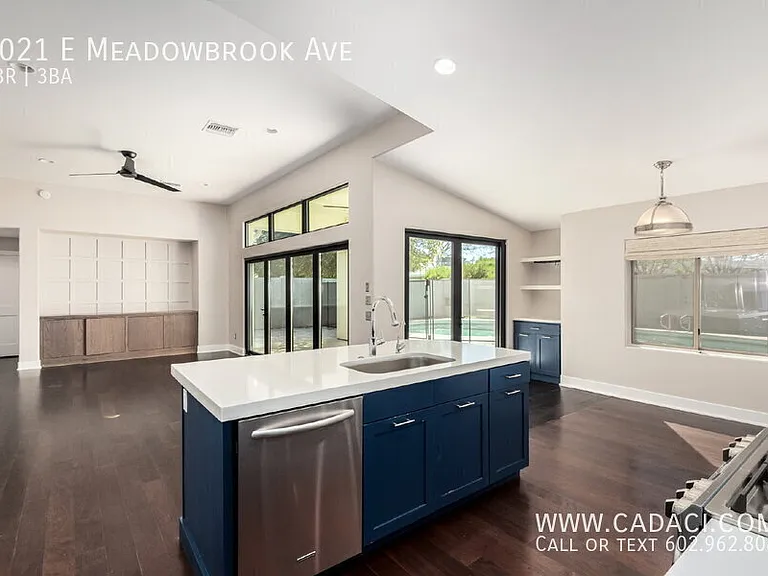 3021 E Meadowbrook Ave — Photo 27