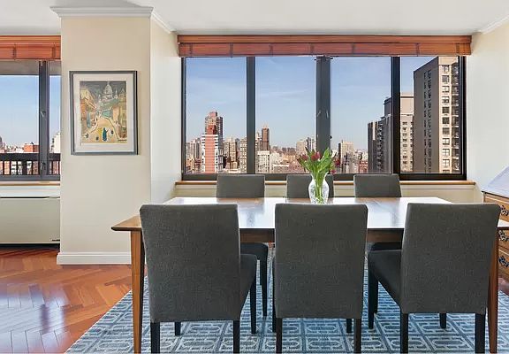 3rd image of 422 E 72nd St APT 27E