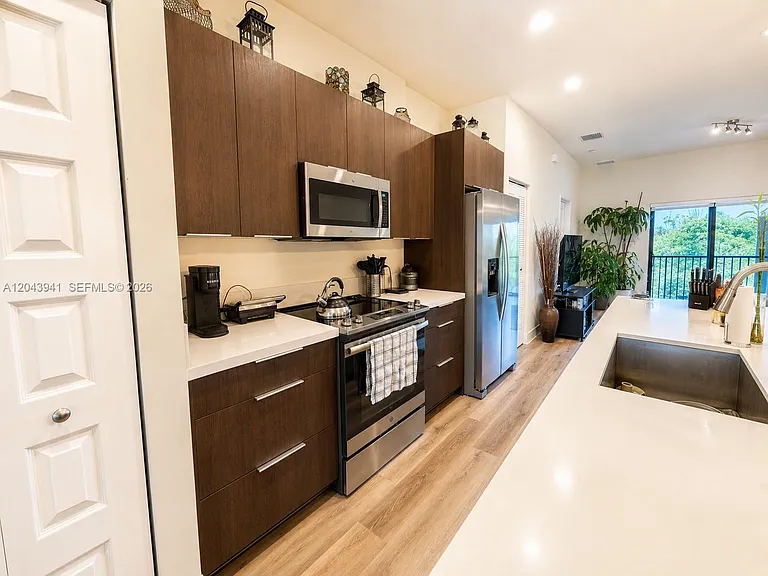 8015 NW 104th Ave #21 — Photo 8