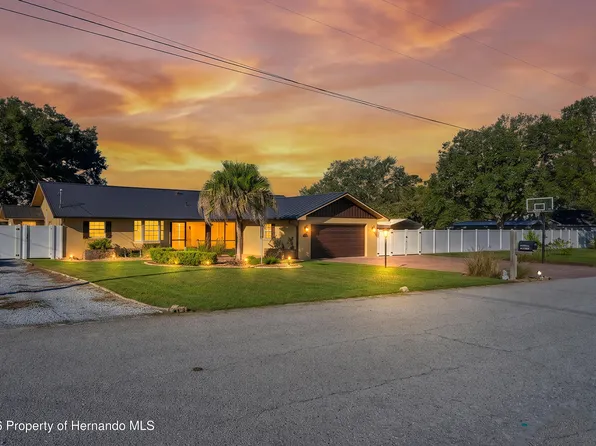 5230 Mosquero Rd, Spring Hill, FL 34606