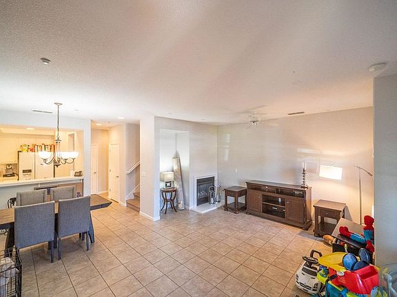 5th image of 453 Ranger Ct Unit 32