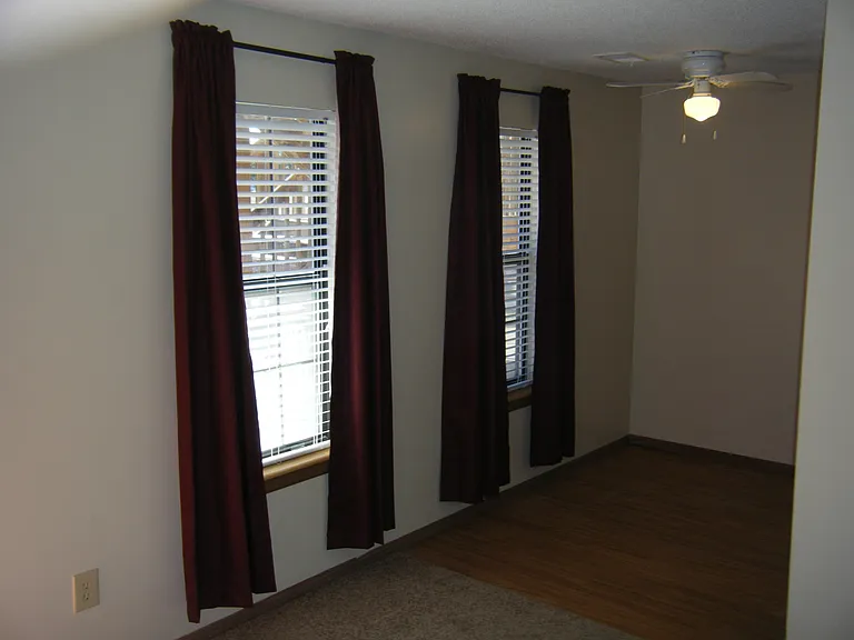 1324 N Ridge Pkwy #C — Photo 3
