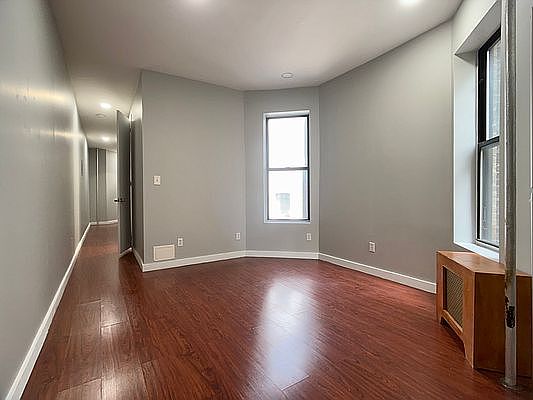 1st image of 528 W 159th St #8