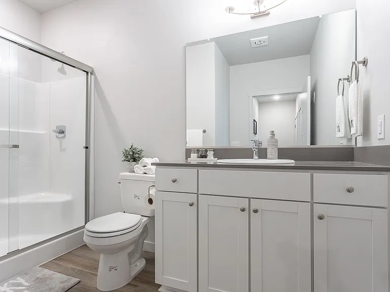 5 Points Apartments — Photo 15