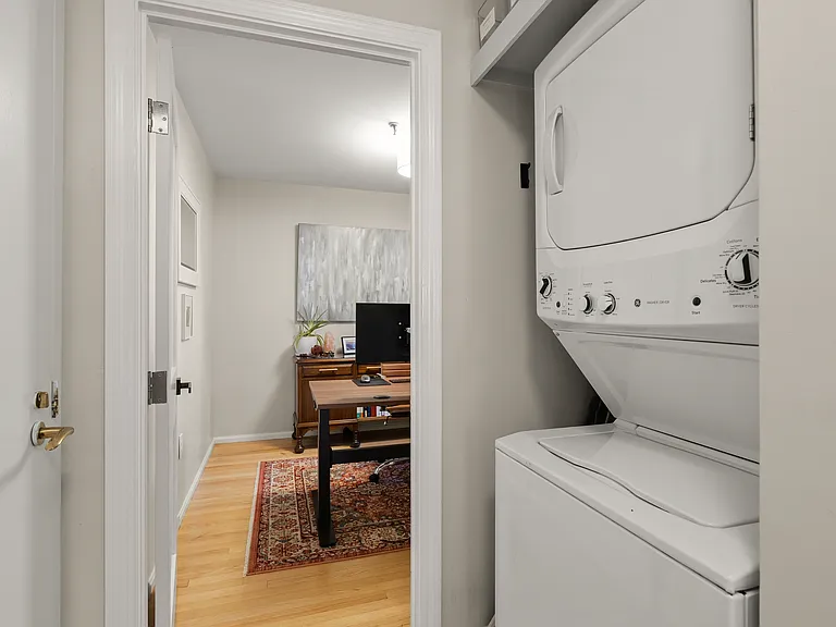 350 North St #20 — Photo 5