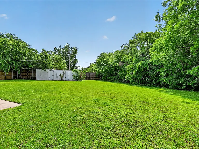 3921 Timberidge Dr — Photo 22